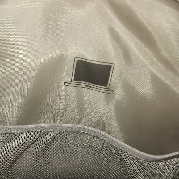 BILLABONG GUC UNISEX SKATER PADDED BACKPACK BAG - Picture 10 of 10